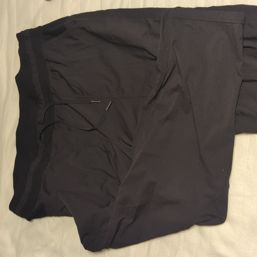 Lululemon black joggers, size 14